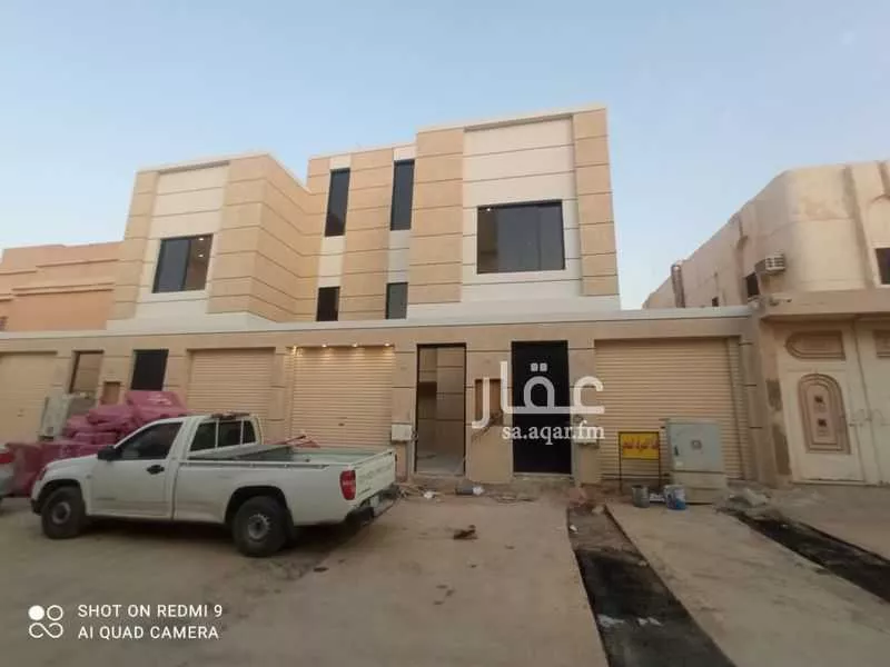 فيلا للبيع في شارع الشعراء, حي سلطانة, مدينة الرياض, منطقة الرياض 1 صورة