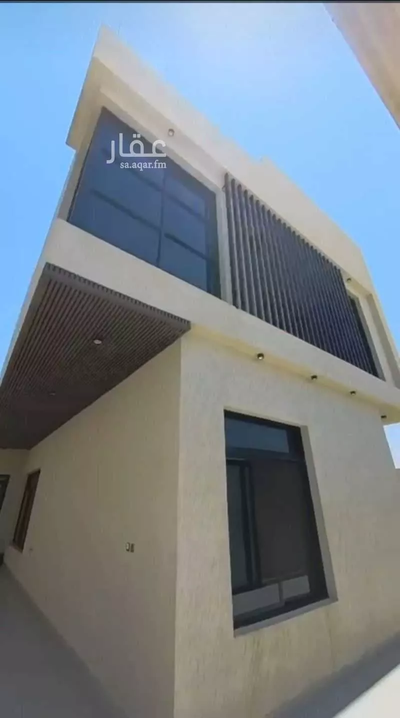 فيلا للبيع في شارع 17 السيف, حي السيف, مدينة الدمام, المنطقة الشرقية 1 صورة