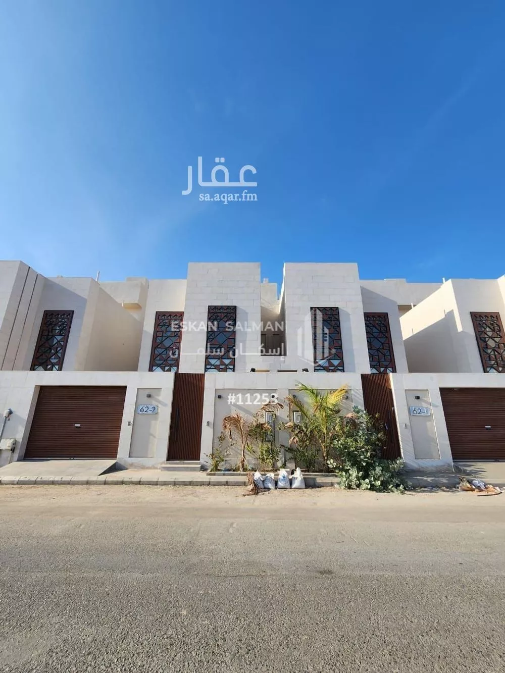 فيلا للبيع في شارع مبارك المبيريك, حي الشراع, مدينة جدة, منطقة مكة المكرمة 1 صورة