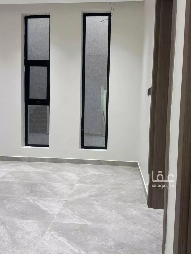 فيلا للبيع في شارع القمر, حي الشروق, مدينة الدمام, المنطقة الشرقية 1 صورة