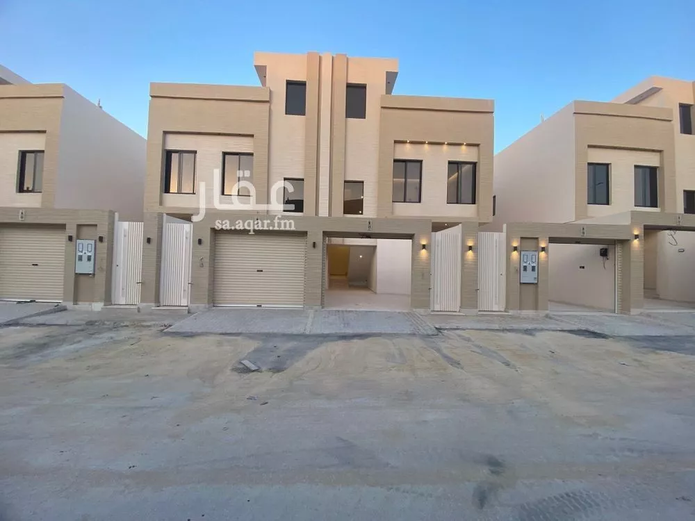 دور للبيع في شارع الجديعان, حي عكاظ, مدينة الرياض, منطقة الرياض 1 صورة