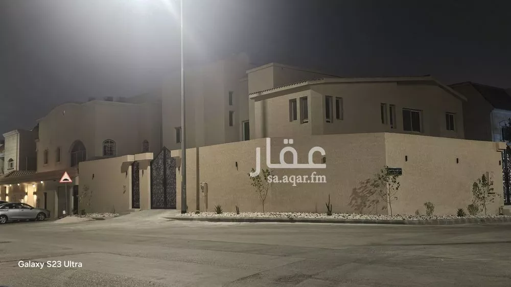 فيلا للبيع في شارع لطف بن سعد السميني, حي المروج, مدينة الرياض, منطقة الرياض 1 صورة