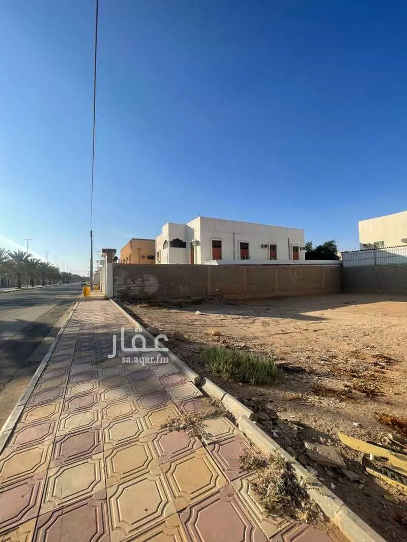 أرض للبيع في شارع الملك خالد بن عبدالعزيز, حي التوباد, مدينة الافلاج, منطقة الرياض 1 صورة