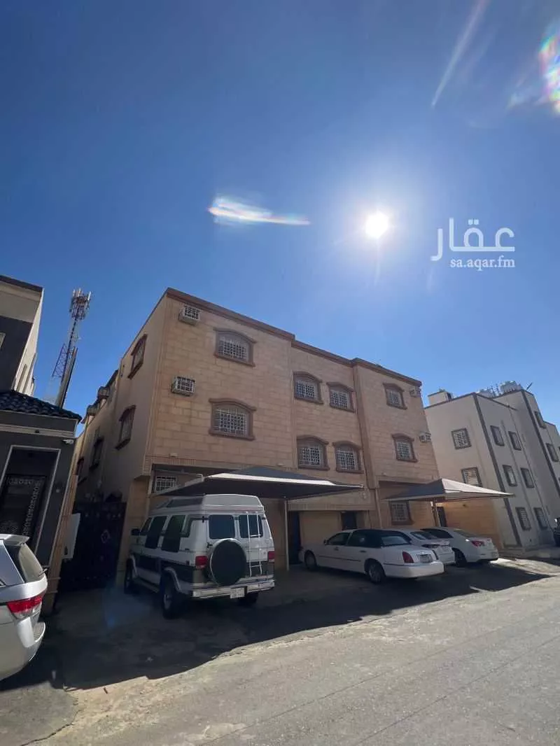 شقة للإيجار في شارع المرتاف, حي المصيف, مدينة أبها, منطقة عسير 1 صورة