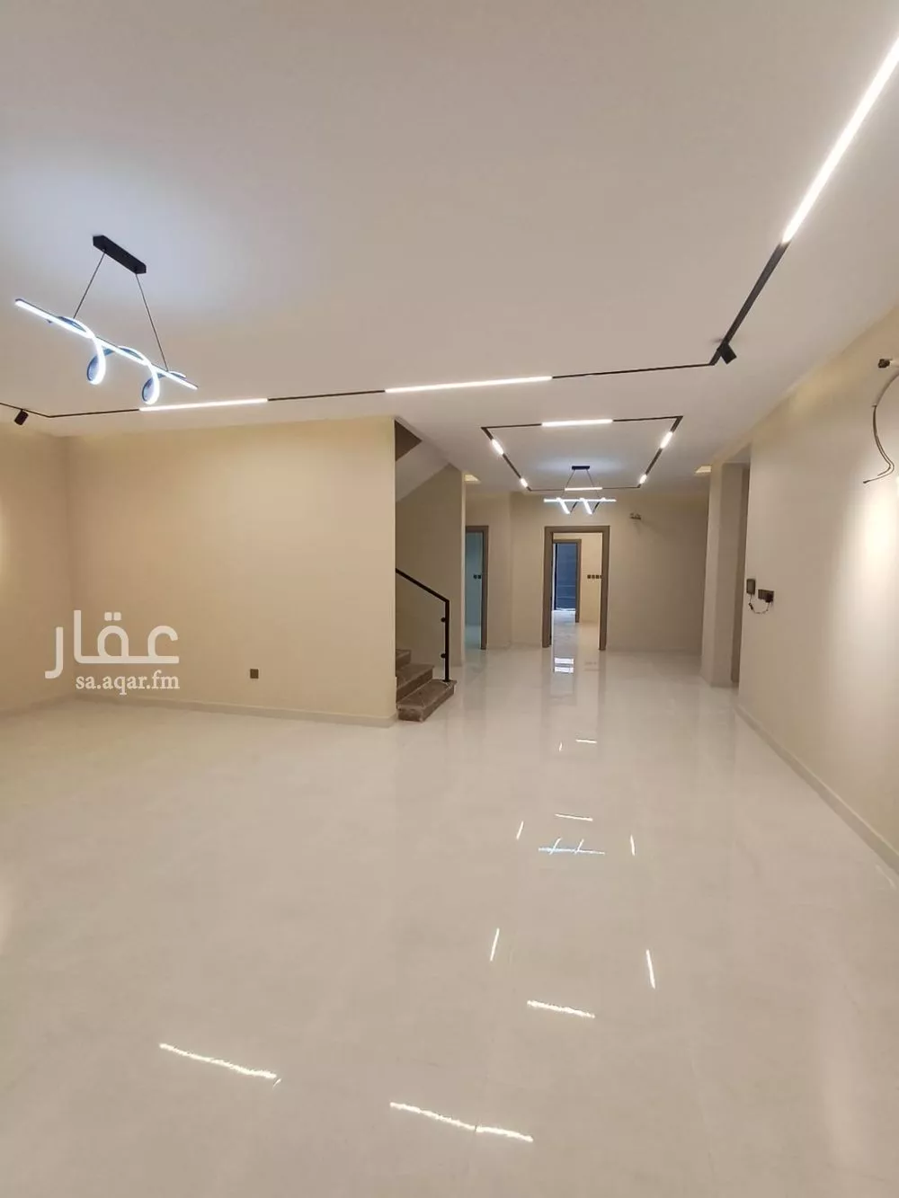 فيلا للبيع في شارع الرحمانية, حي الرحمانية, مدينة جدة, منطقة مكة المكرمة 1 صورة