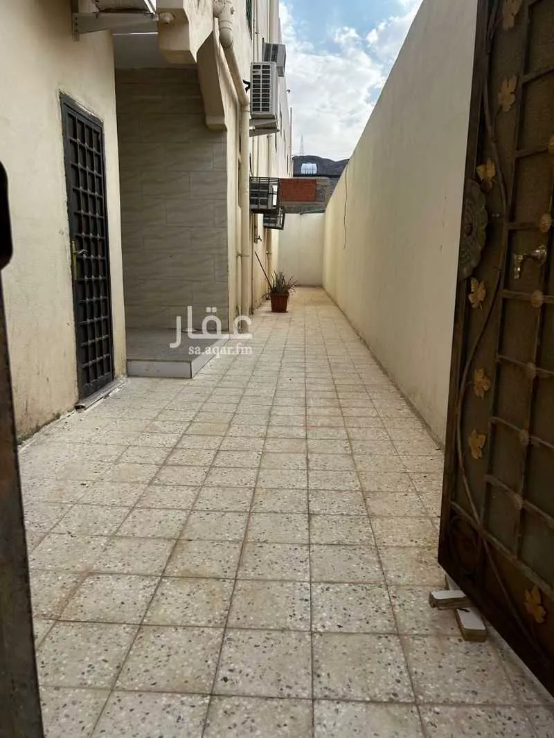 شقة للإيجار في شارع مرثد بن حصن, حي بنى بياضة, مدينة المدينه المنوره, منطقة المدينة المنورة 1 صورة