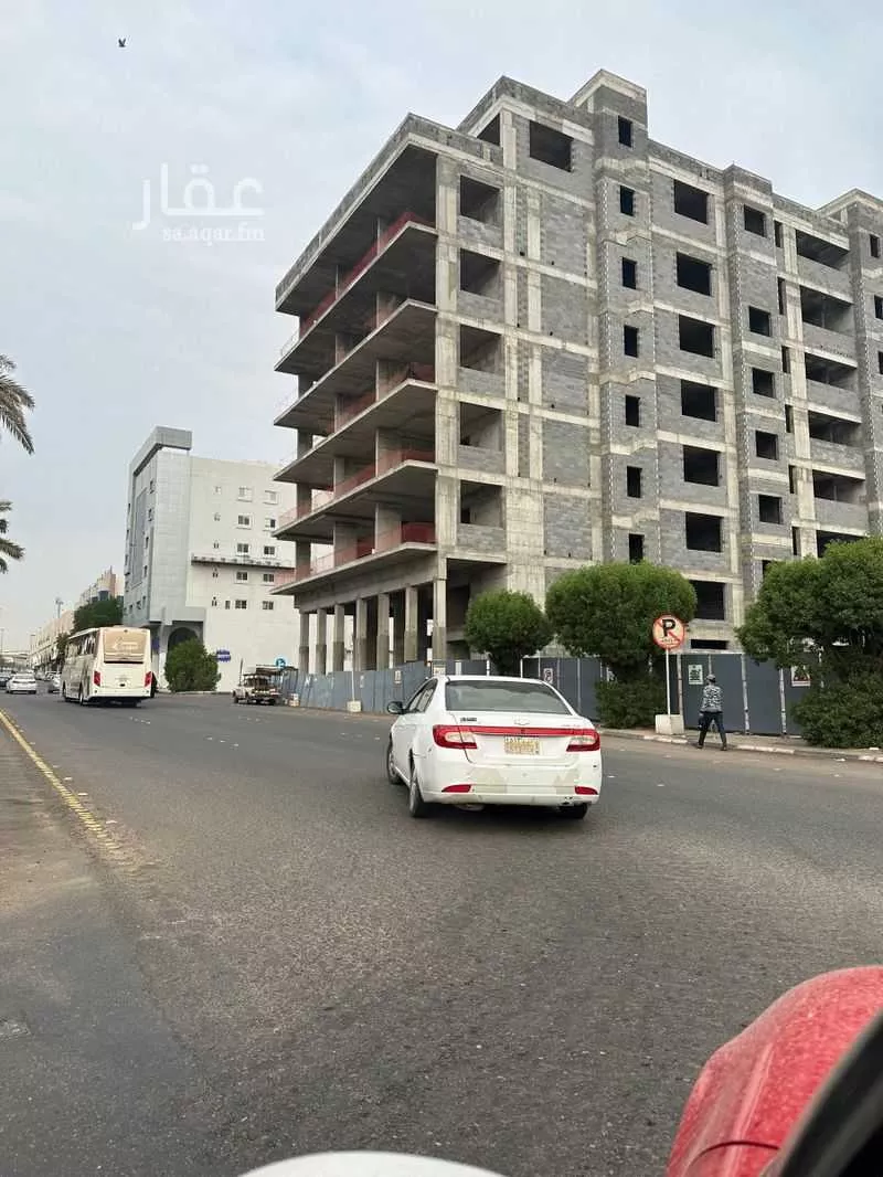 عمارة للبيع في شارع طريق خالد بن الوليد, حي الفتح, مدينة المدينه المنوره, منطقة المدينة المنورة 1 صورة