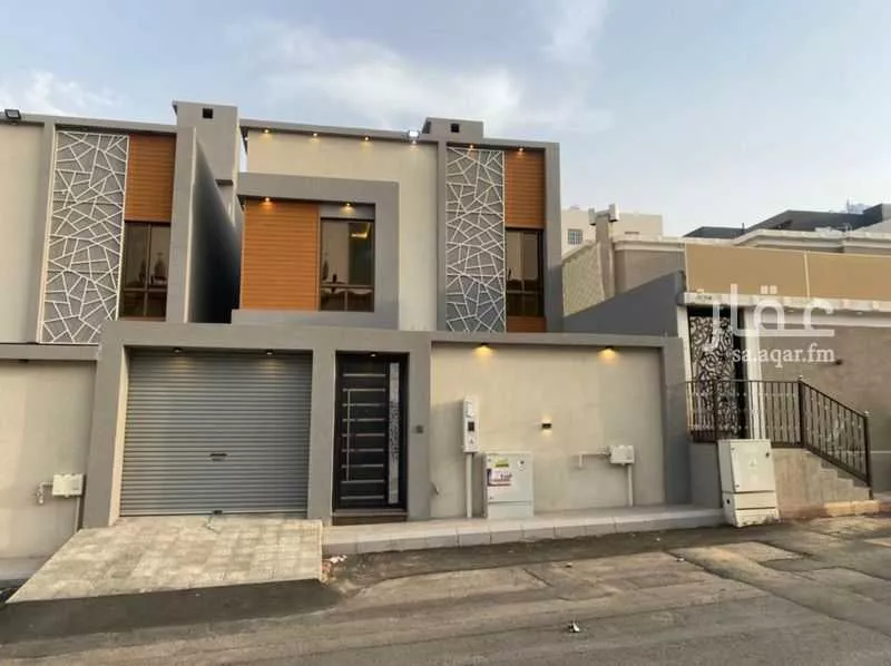 فيلا للبيع في حي الجامعيين, مدينة خميس مشيط, منطقة عسير 1 صورة