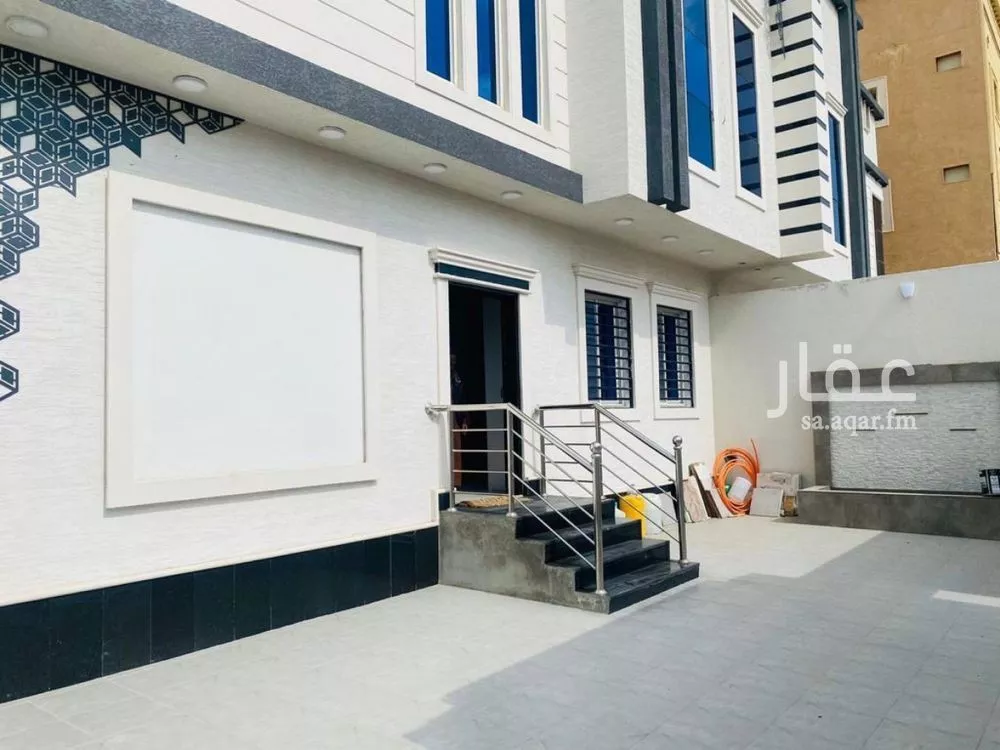 فيلا للبيع في شارع ابي رافع الصائغ, حي الصناعية, مدينة خميس مشيط, منطقة عسير 1 صورة
