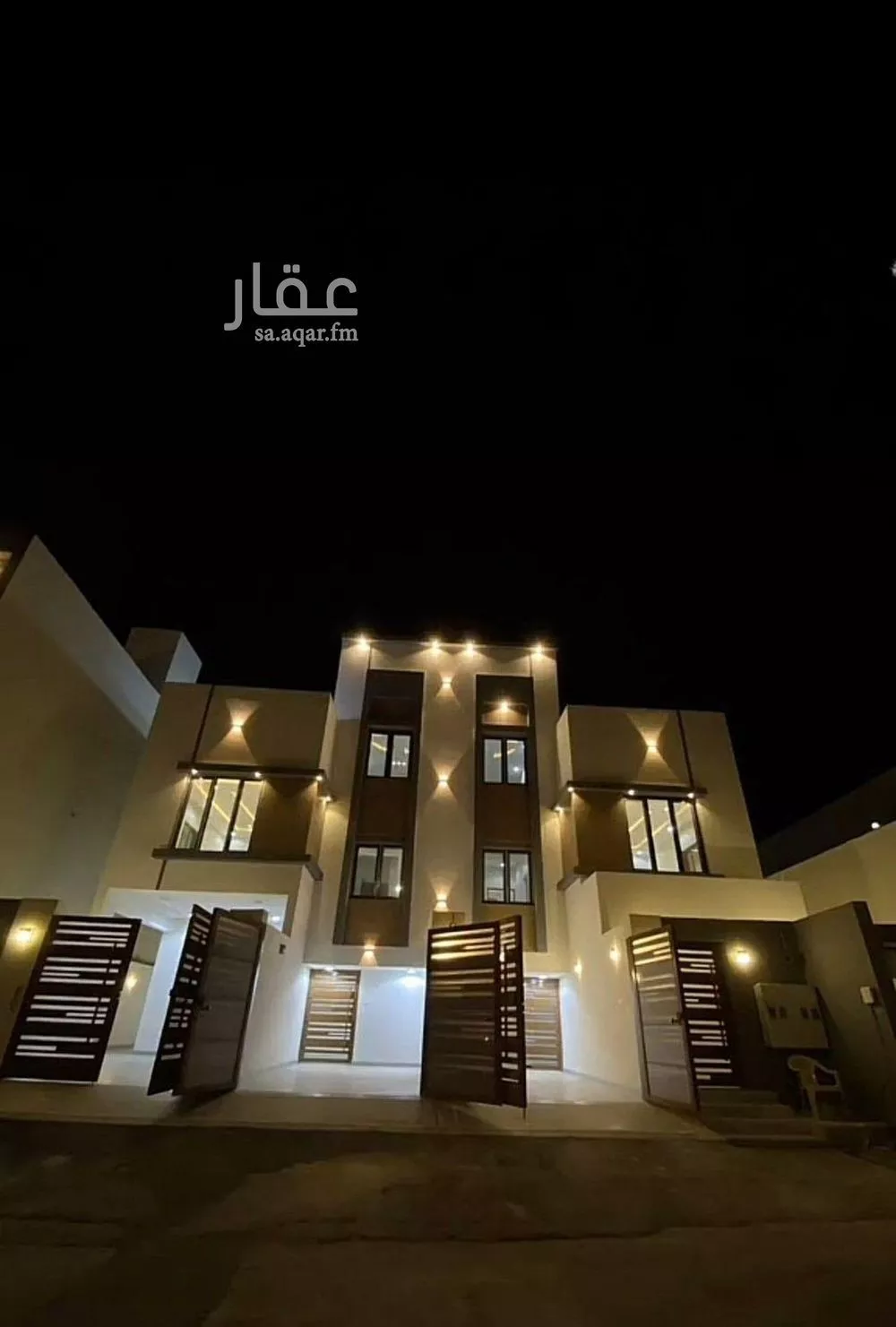 فيلا للبيع في حي الراقي, مدينة خميس مشيط, منطقة عسير 1 صورة