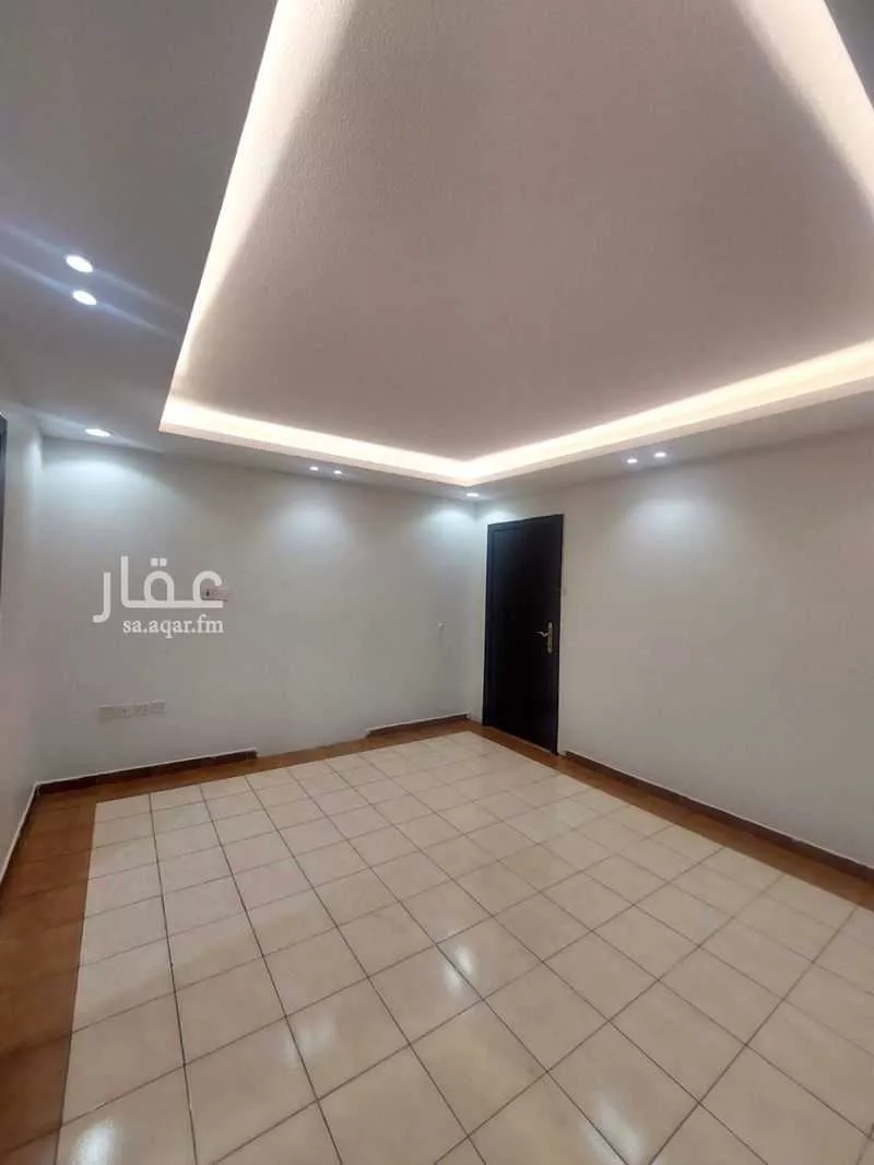 غرفة للإيجار في  1 صورة