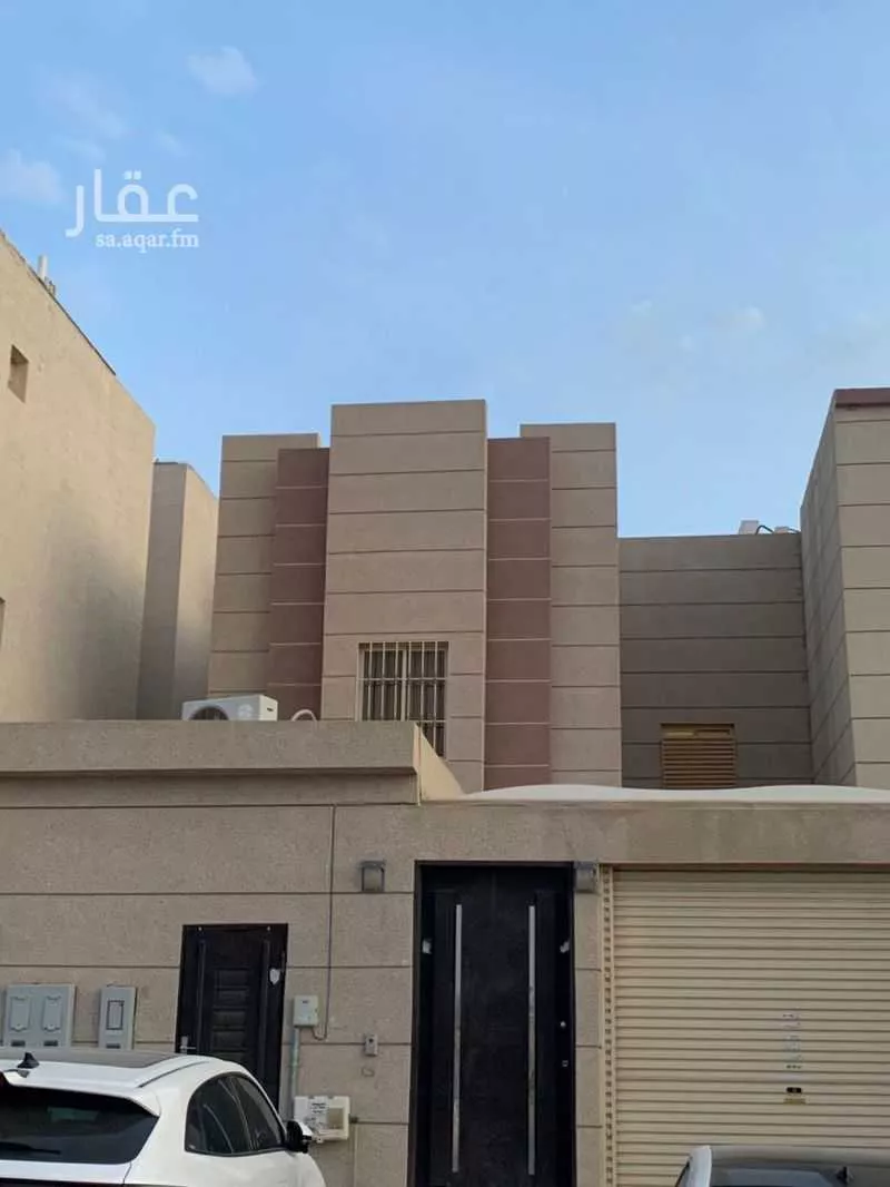 فيلا للبيع في شارع خالد بن زهير الهذلي, حي العارض, مدينة الرياض, منطقة الرياض 1 صورة
