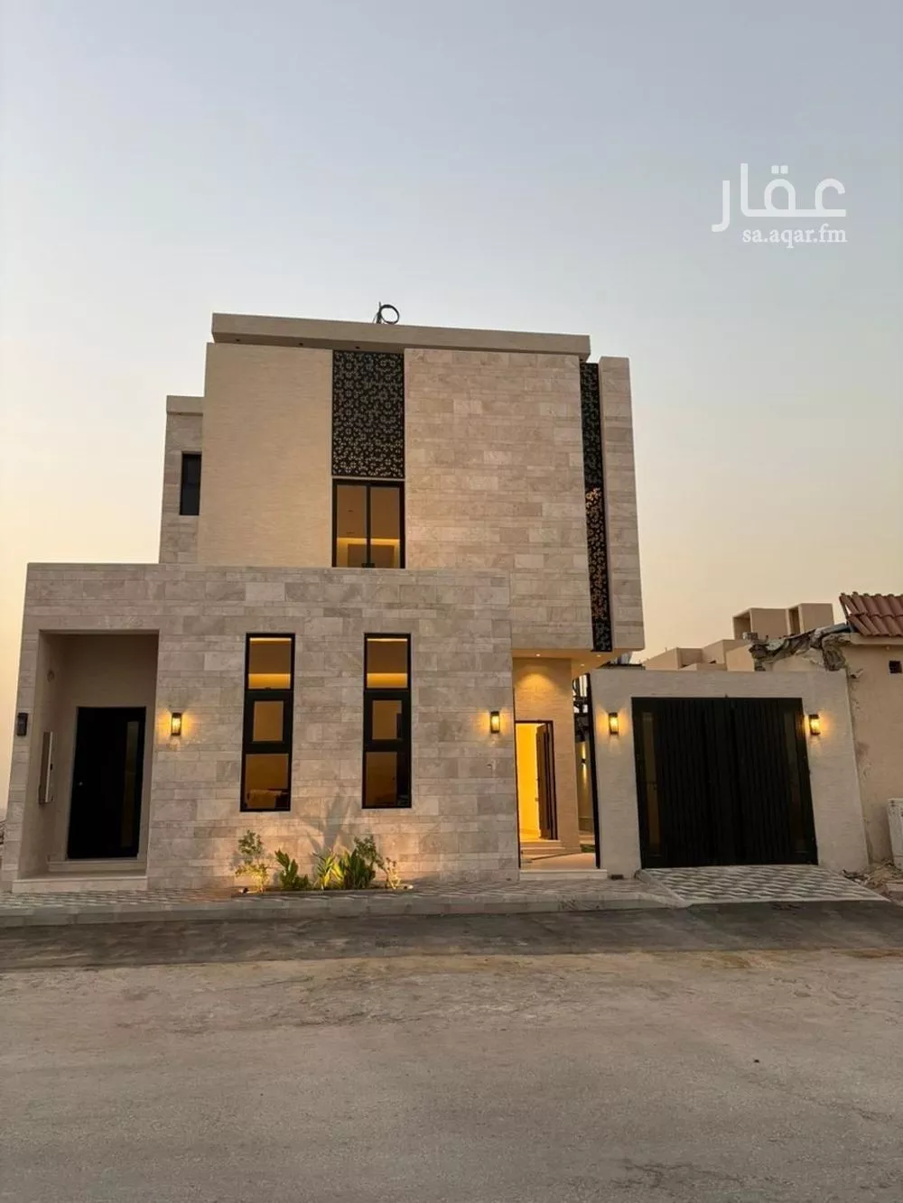 فيلا للبيع في شارع زين الدين النابلسي, حي المهدية, مدينة الرياض, منطقة الرياض 1 صورة