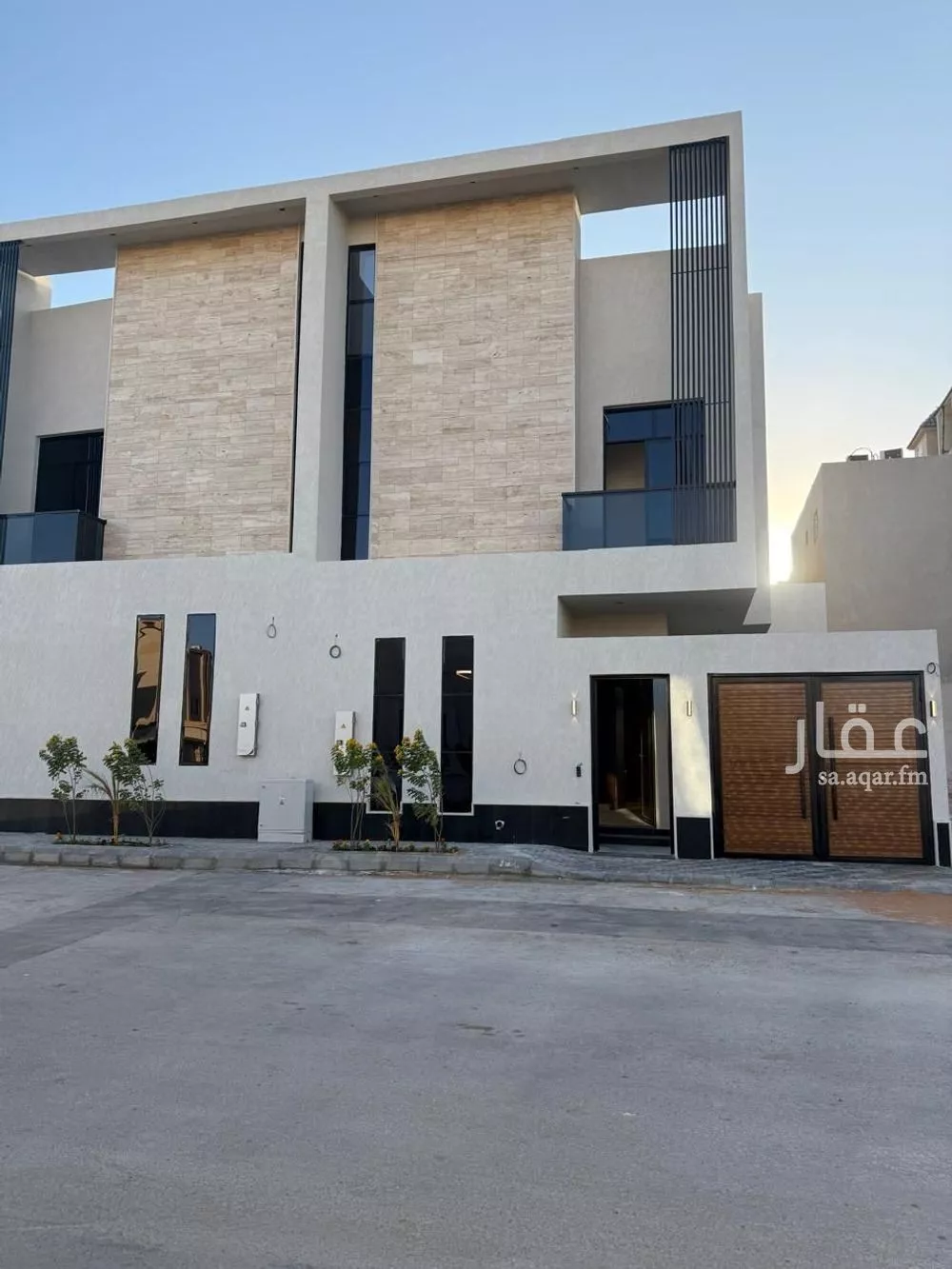 فيلا للبيع في شارع عمر بن عبدالقادر مفتي, حي المهدية, مدينة الرياض, منطقة الرياض 1 صورة