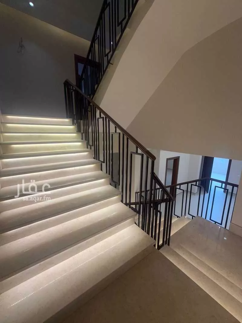 فيلا للبيع في شارع ابن خالويه, حي المرجان, مدينة جدة, منطقة مكة المكرمة 1 صورة