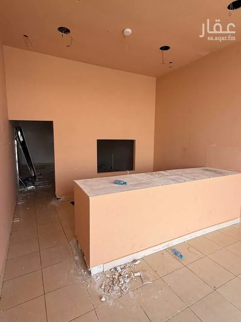 محل للإيجار في شارع الرايه, حي النهضة, مدينة بريدة, منطقة القصيم 1 صورة