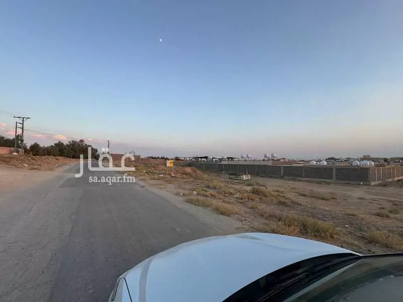 أرض للبيع في شارع الرابية 34, حي المصيف, مدينة بريده, منطقة القصيم 1 صورة