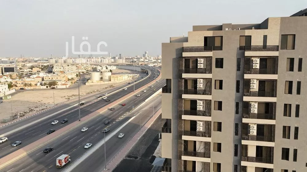 شقة للبيع في حي الجامعيين, مدينة الدمام, المنطقة الشرقية 1 صورة