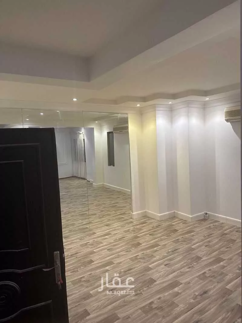 شقة للإيجار في شارع جرير بن عبدالله البجلي, حي مغرزات, مدينة الرياض, منطقة الرياض 1 صورة