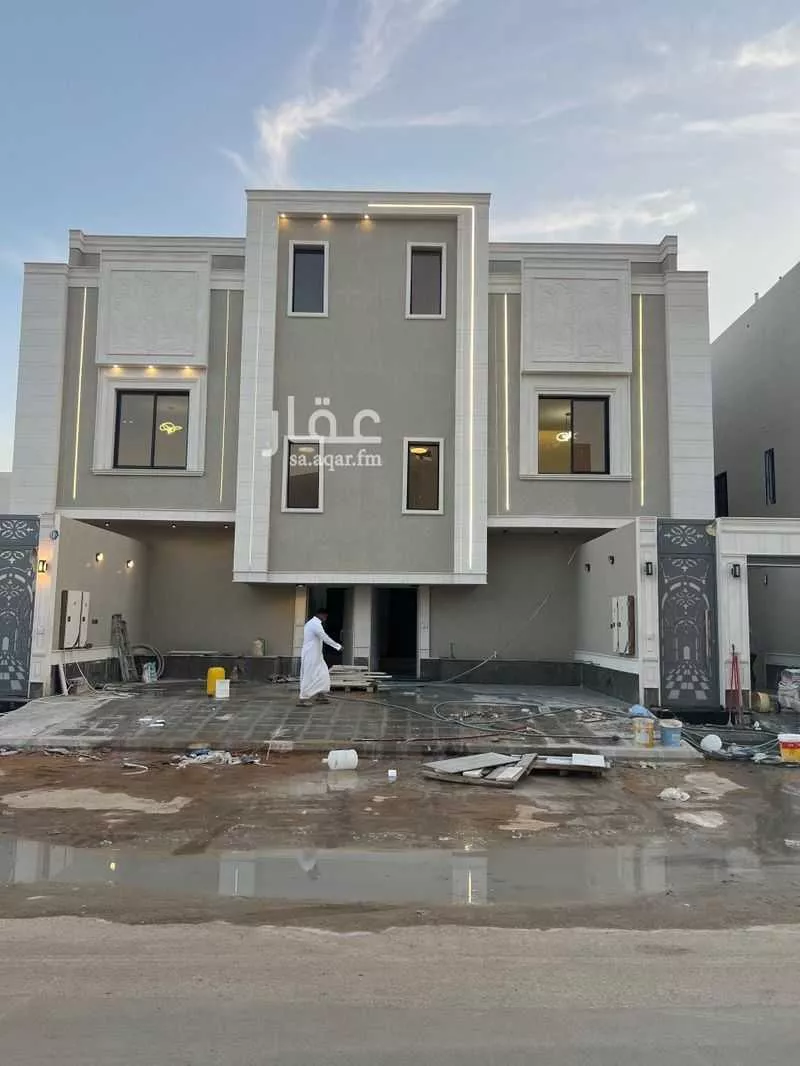 دور للبيع في شارع أكمل القرشي, حي بدر, مدينة الرياض, منطقة الرياض 1 صورة