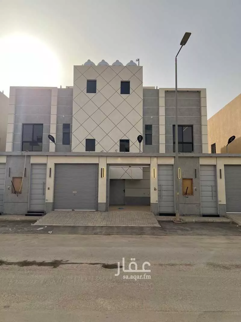دور للبيع في شارع رقم 3, حي بدر, مدينة الرياض, منطقة الرياض 1 صورة