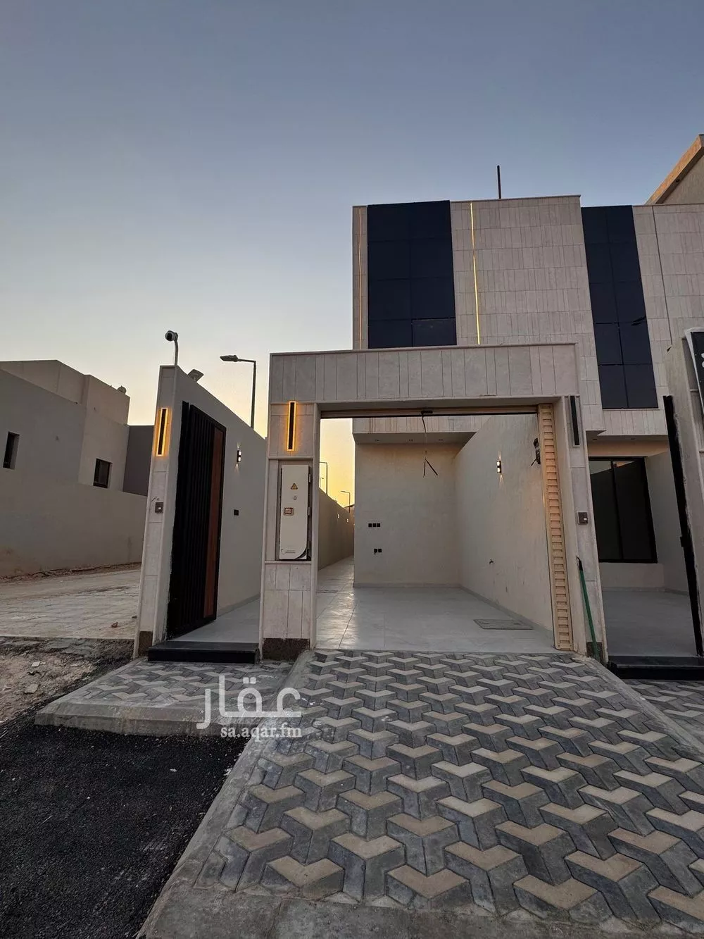 شقة للبيع في شارع خيمر, حي عكاظ, مدينة الرياض, منطقة الرياض 1 صورة