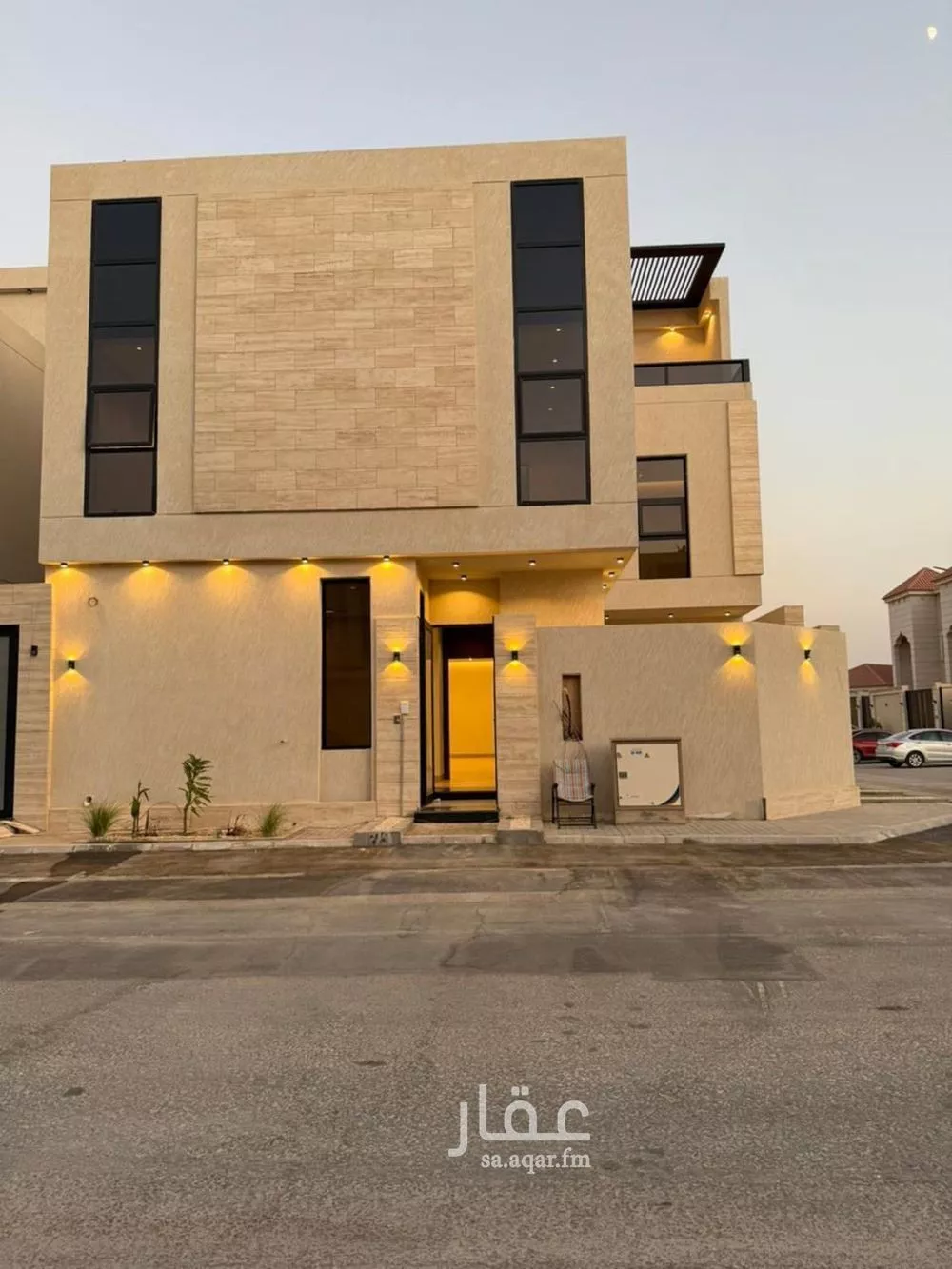 فيلا للبيع في شارع عبيدالله الثقفي, حي المهدية, مدينة الرياض, منطقة الرياض 1 صورة