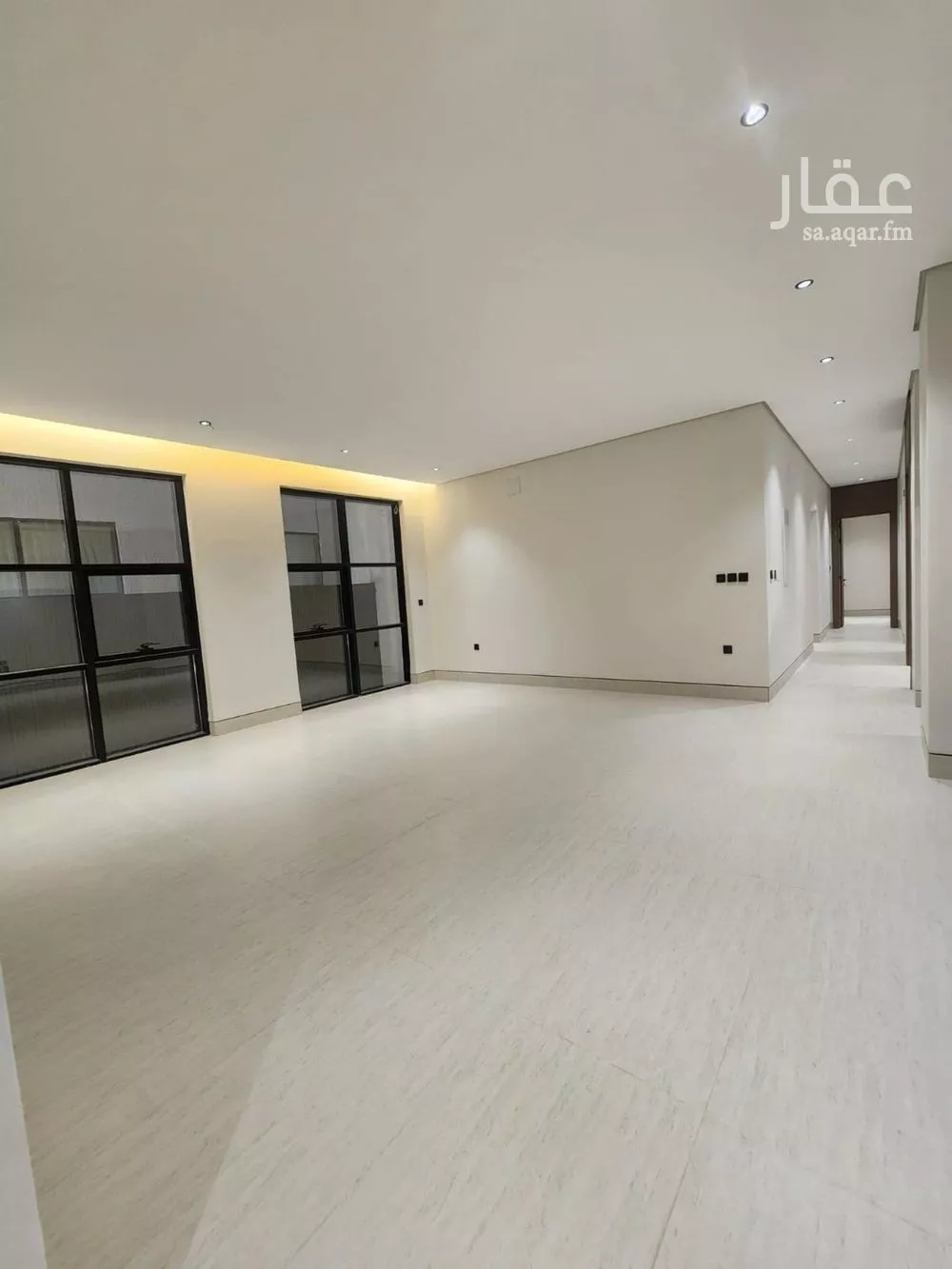 دور للبيع في شارع الامير ناصر بن عبدالعزيز, حي الروضة, مدينة الرياض, منطقة الرياض 1 صورة