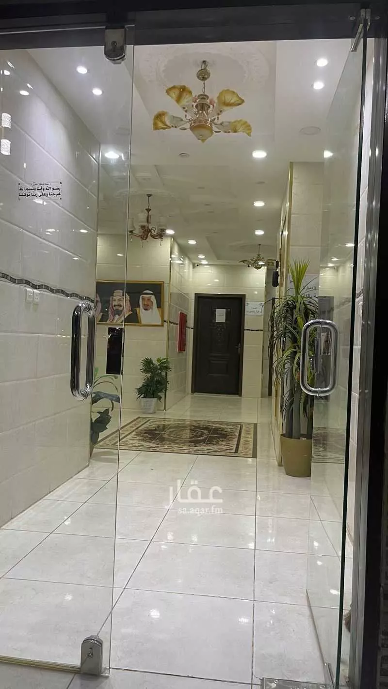عمارة للإيجار في شارع النثرة, حي النظيم, مدينة تبوك, منطقة تبوك 1 صورة