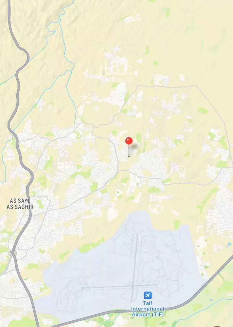 أرض للبيع في شارع جابر ابن ماجد الصدفي, حي الواصلية, مدينة الطائف, منطقة مكة المكرمة 1 صورة