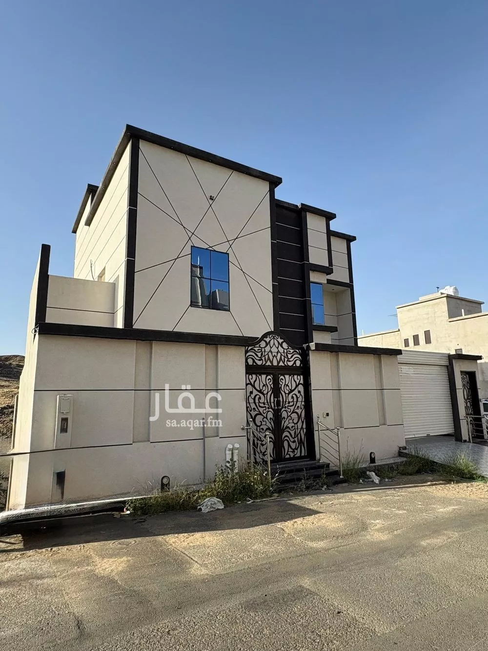 فيلا للبيع في شارع عمرة, حي سلطانة, مدينة ابها, منطقة عسير 1 صورة