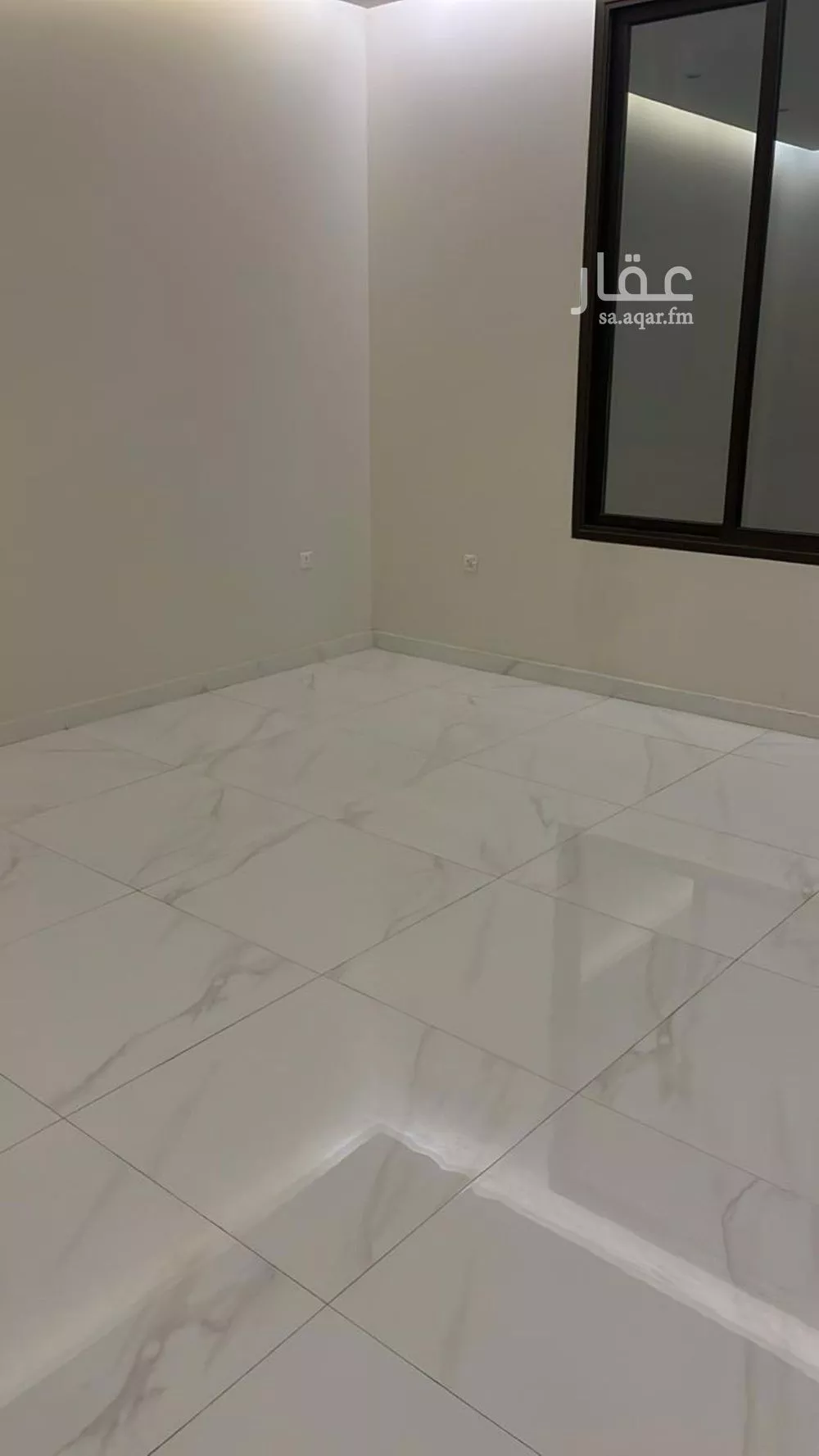 شقة للبيع في شارع الملك فهد بن عبد العزيز, حي غرب العزيزية, مدينة الخبر, المنطقة الشرقية 1 صورة