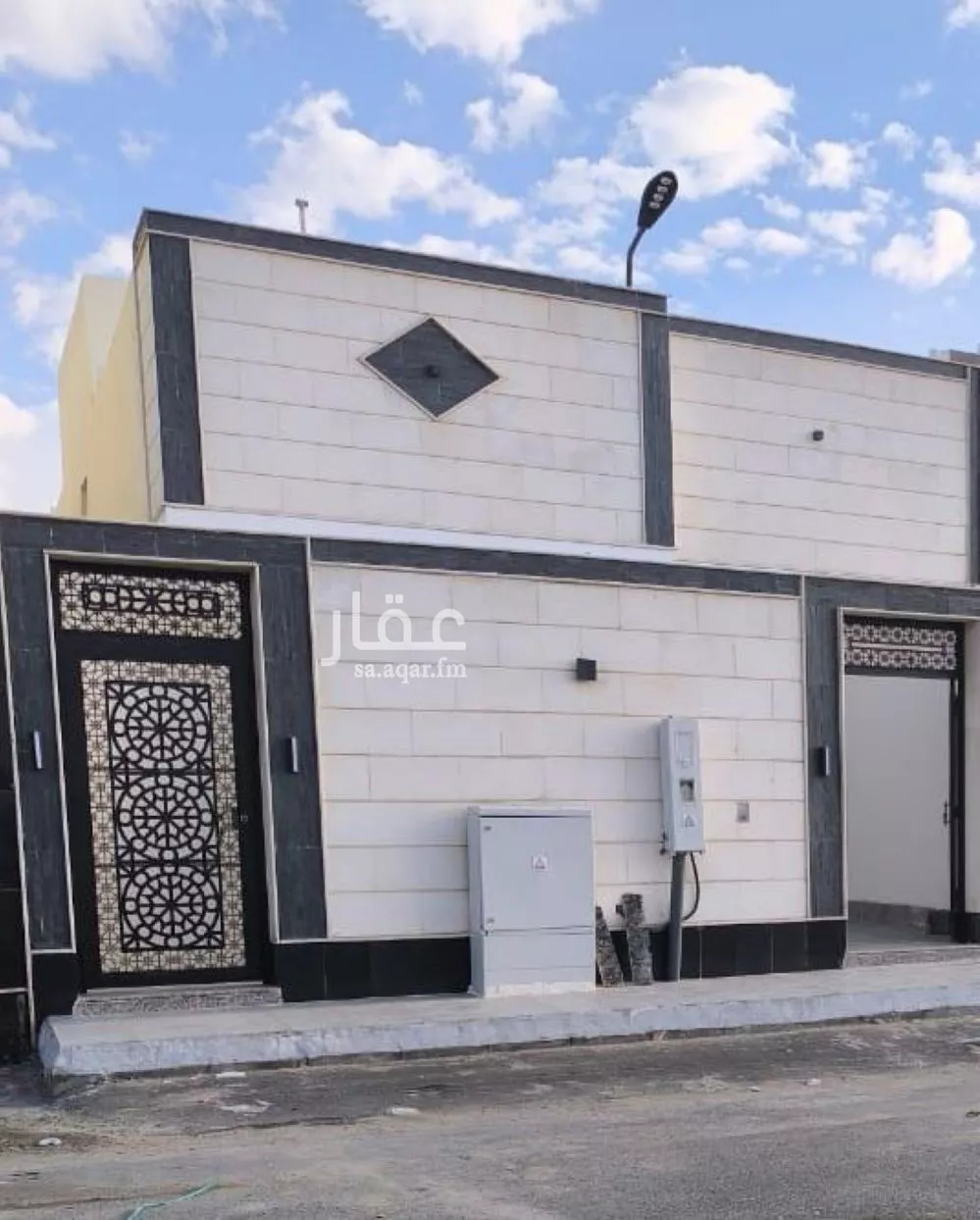 دور للبيع في شارع قوص, حي الرياض, مدينة جدة, منطقة مكة المكرمة 1 صورة