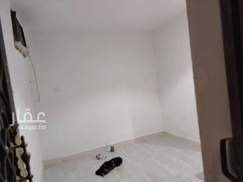 غرفة للإيجار في شارع أبي زكريا العدل, حي الحمدانية, مدينة جدة, منطقة مكة المكرمة 1 صورة
