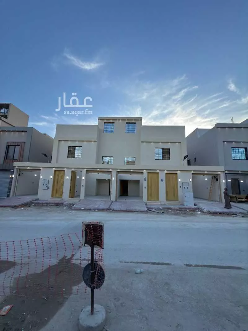 دور للبيع في شارع حطان التميمي اليربوعي, حي بدر, مدينة الرياض, منطقة الرياض 1 صورة
