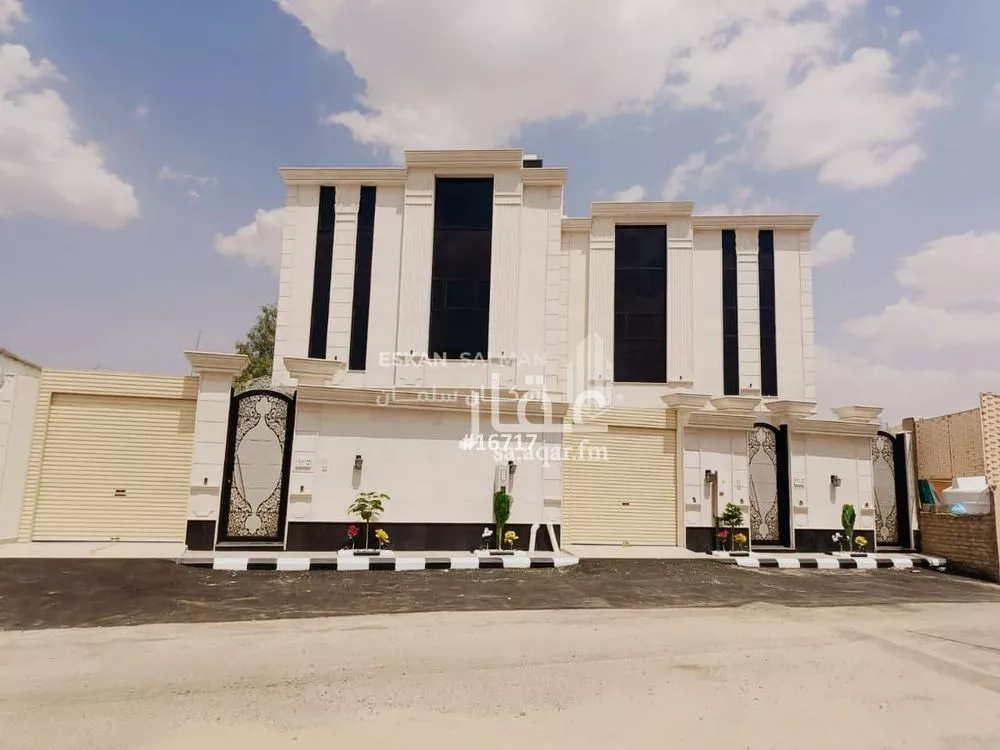 فيلا للبيع في شارع ميمون الاقرن, حي الواسط, مدينة الطائف, منطقة مكة المكرمة 1 صورة