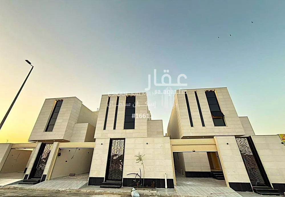 فيلا للبيع في شارع سعيد الهمداني, حي العرفاء الغربية, مدينة الطائف, منطقة مكة المكرمة 1 صورة