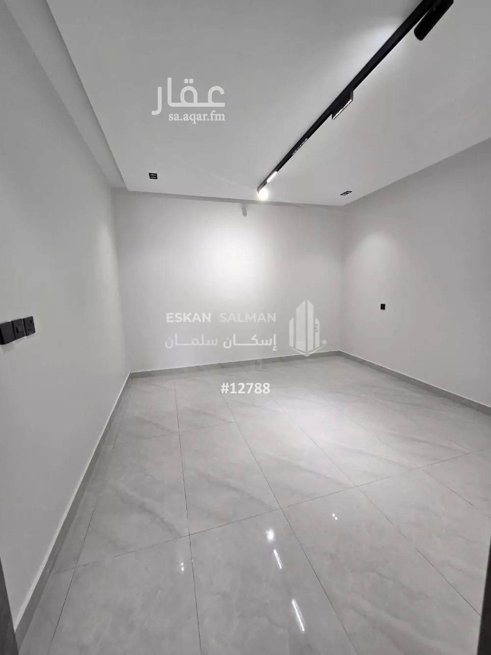 دور للبيع في شارع عبدالغني سنبل, حي طويق, مدينة الرياض, منطقة الرياض 1 صورة