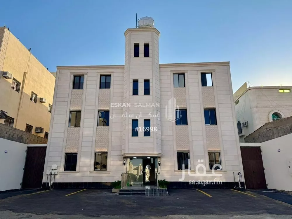 شقة للبيع في شارع جعفر ابن زهير, حي الحلقة الشرقية, مدينة الطائف, منطقة مكة المكرمة 1 صورة