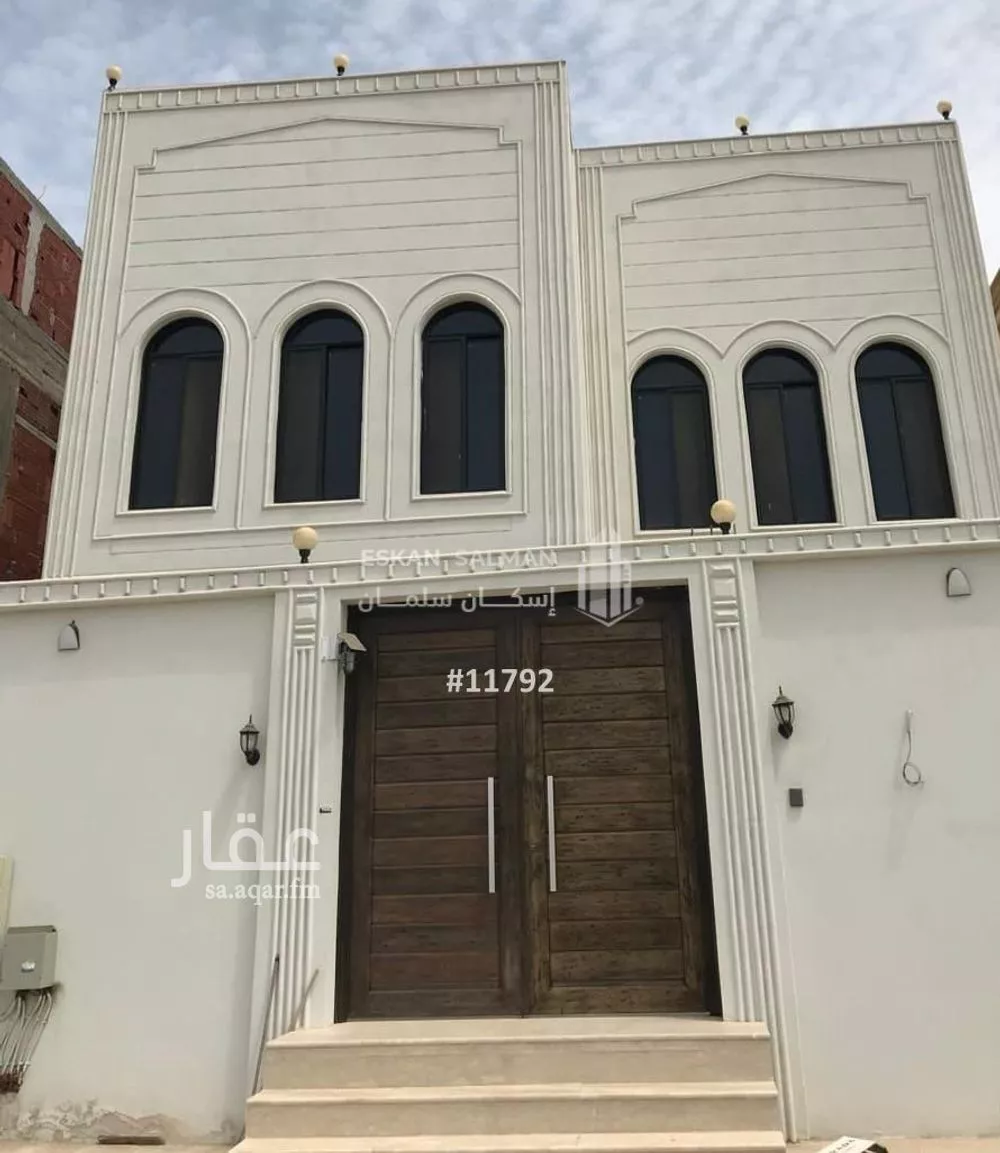 فيلا للبيع في شارع عبدالله النمنكاني, حي البحيرات, مدينة جدة, منطقة مكة المكرمة 1 صورة