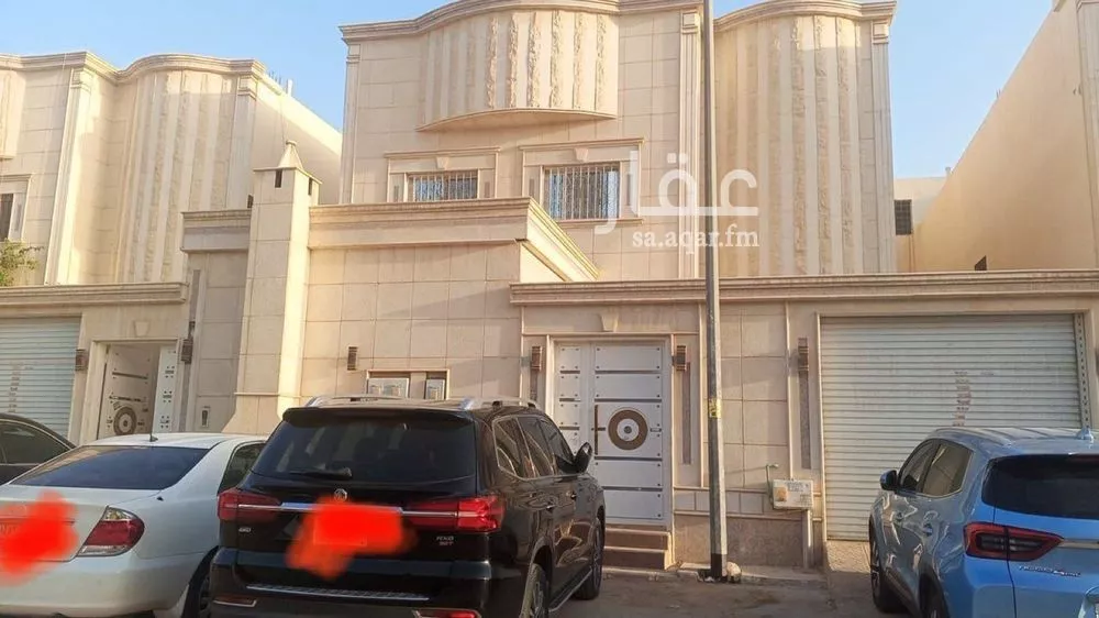 فيلا للبيع في شارع رقم 171, حي المونسية, مدينة الرياض, منطقة الرياض 1 صورة