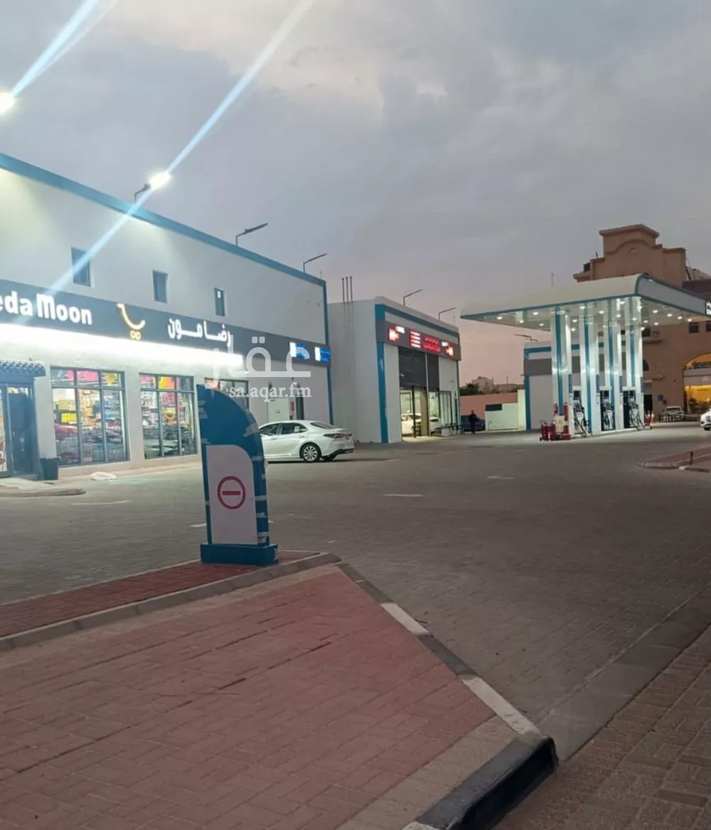 محل للبيع في شارع الملك فهد بن عبدالعزيز سعود, حي الجسر, مدينة الخبر, المنطقة الشرقية 1 صورة