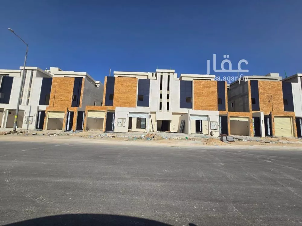 فيلا للبيع في شارع كعب الهجري, حي عكاظ, مدينة الرياض, منطقة الرياض 1 صورة