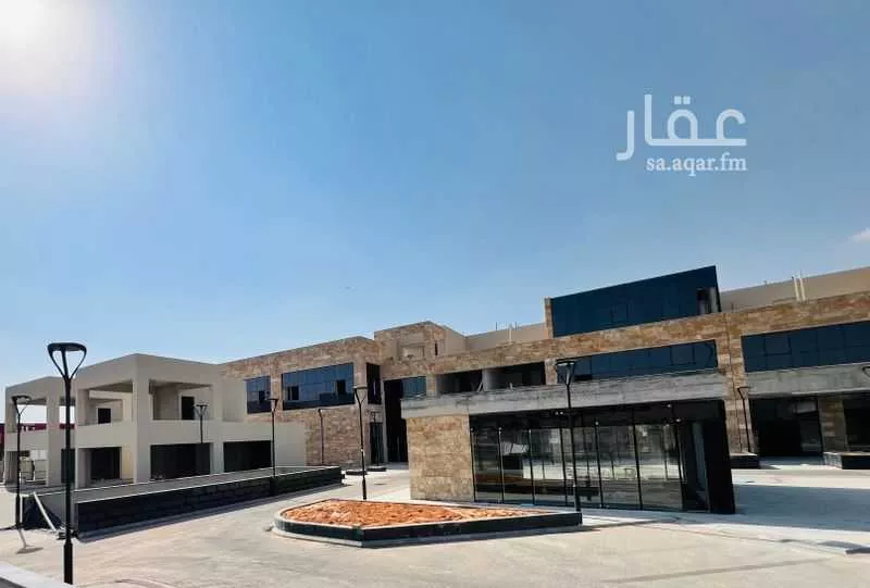 محل للإيجار في شارع الدمام الفرعي, حي المونسية, مدينة الرياض, منطقة الرياض 1 صورة