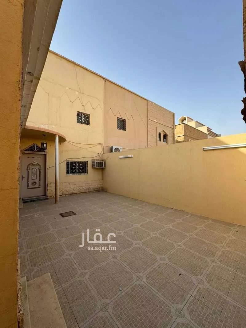 فيلا للبيع في شارع عبدالمحسن السلمان, حي النظيم, مدينة الرياض, منطقة الرياض 1 صورة