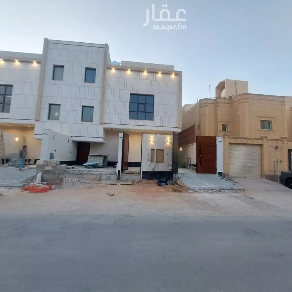 دور للبيع في شارع الصحابه, حي المونسية, مدينة الرياض, منطقة الرياض 1 صورة