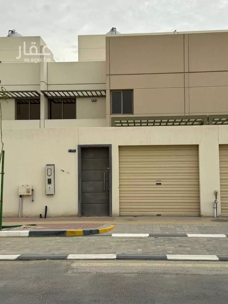 فيلا للإيجار في شارع بقعاء ، حي الاسكان الشمالي ، الدمام ، الدمام 1 صورة