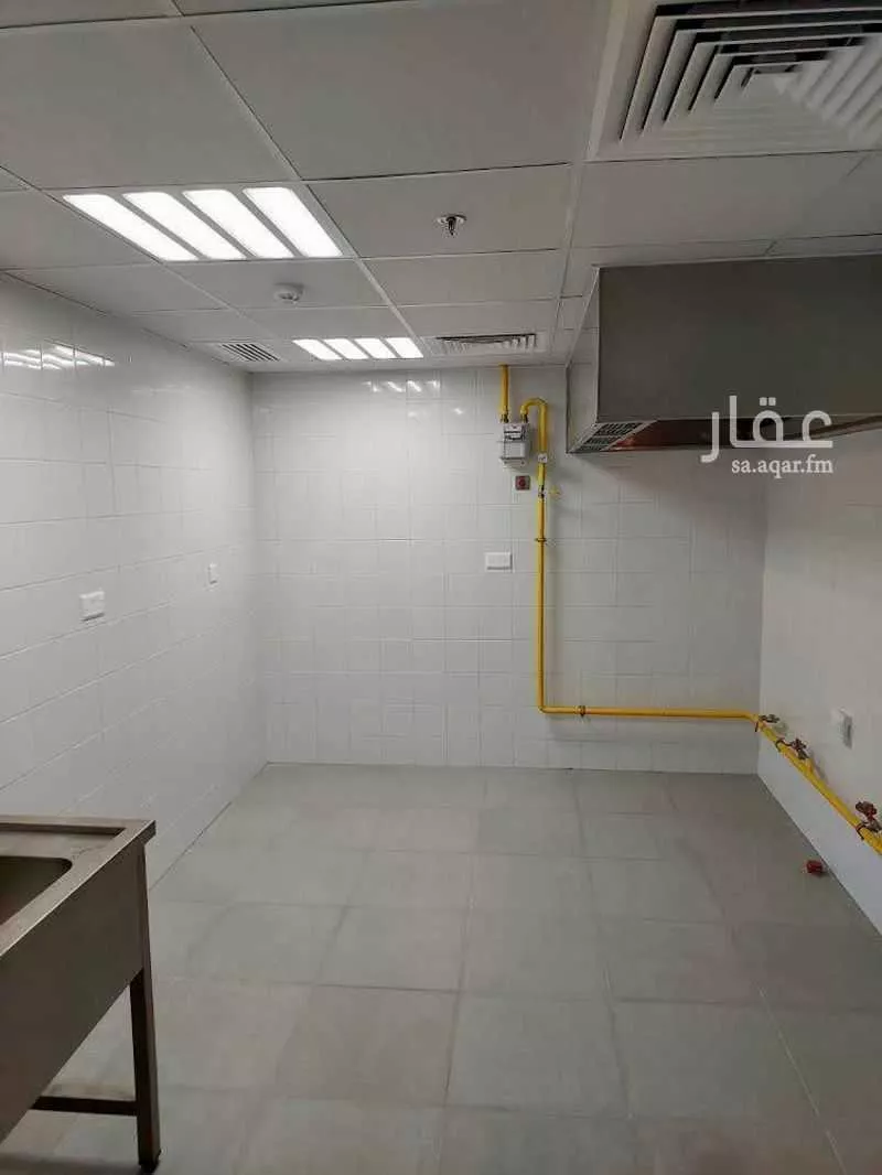 عمارة للإيجار في شارع القلعة, حي الياسمين, مدينة الرياض, منطقة الرياض 1 صورة