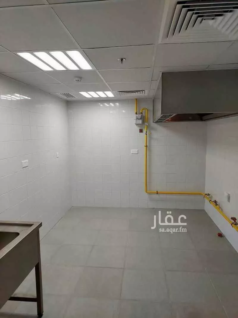 عمارة للإيجار في شارع سعد بن معاذ, حي غرناطة, مدينة الدمام, المنطقة الشرقية 1 صورة