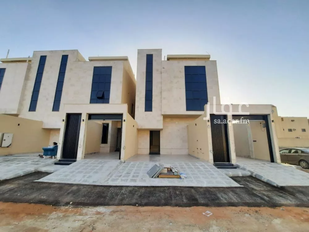 دور للبيع في شارع حبيب الفهري, حي طويق, مدينة الرياض, منطقة الرياض 1 صورة